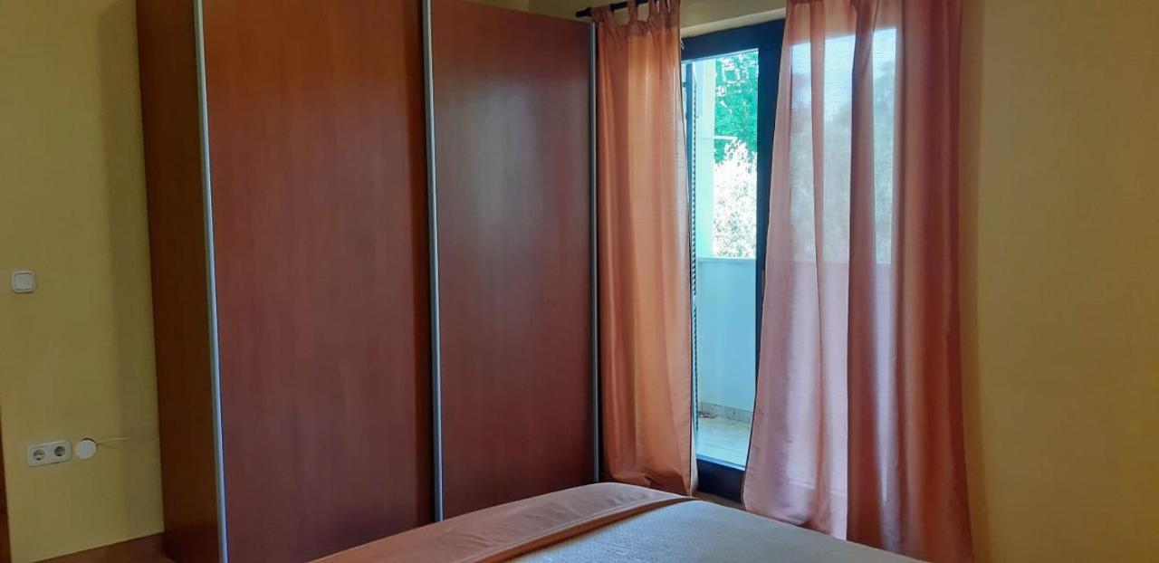 Apartments Angela Zbandaj Экстерьер фото
